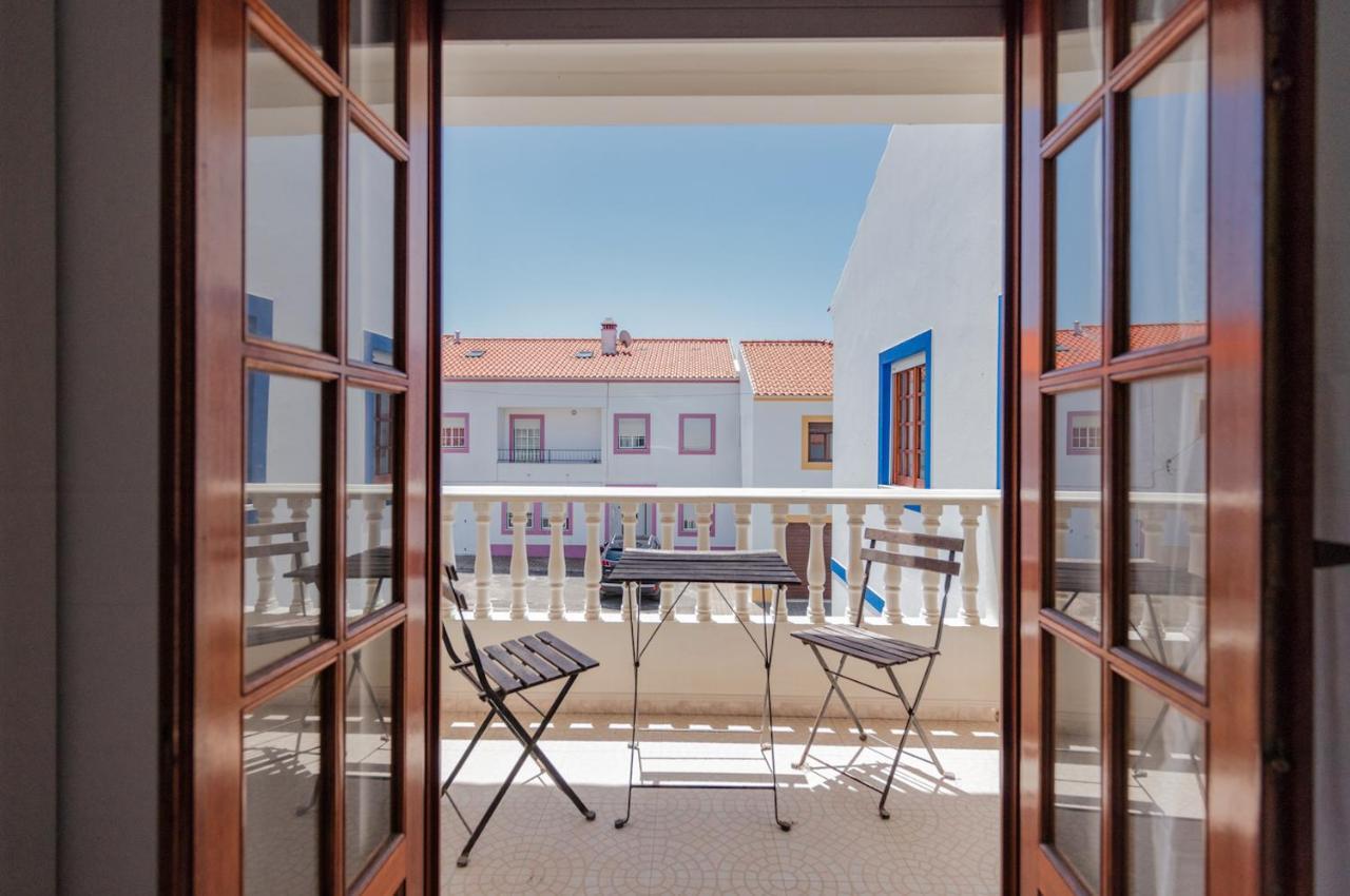 Апартаменты Zambujeira Do Mar 4-Bed House Perfect For Families & Friends Экстерьер фото