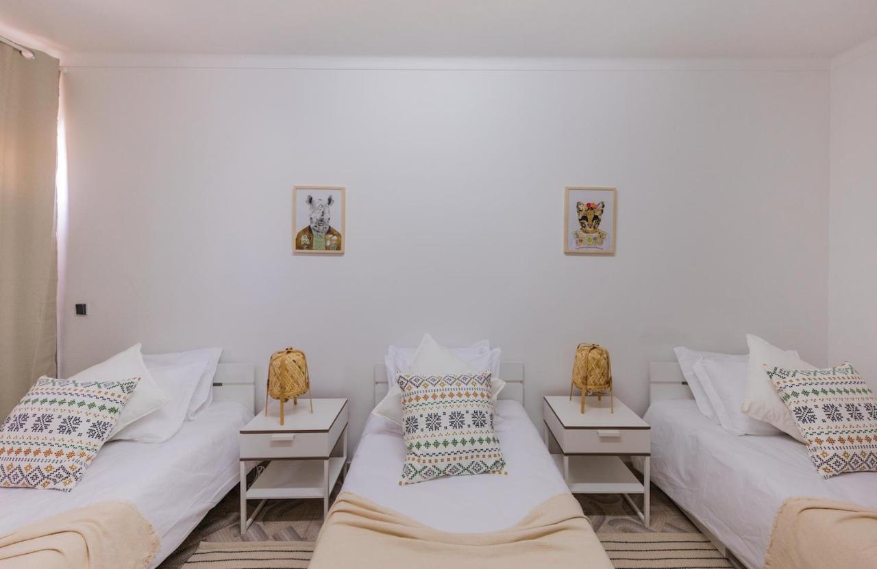 Апартаменты Zambujeira Do Mar 4-Bed House Perfect For Families & Friends Экстерьер фото